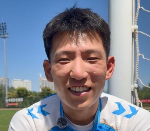 悟空体育陇原竞技卢建辰谈战国安：全力以赴就是干；想找张玉宁合影