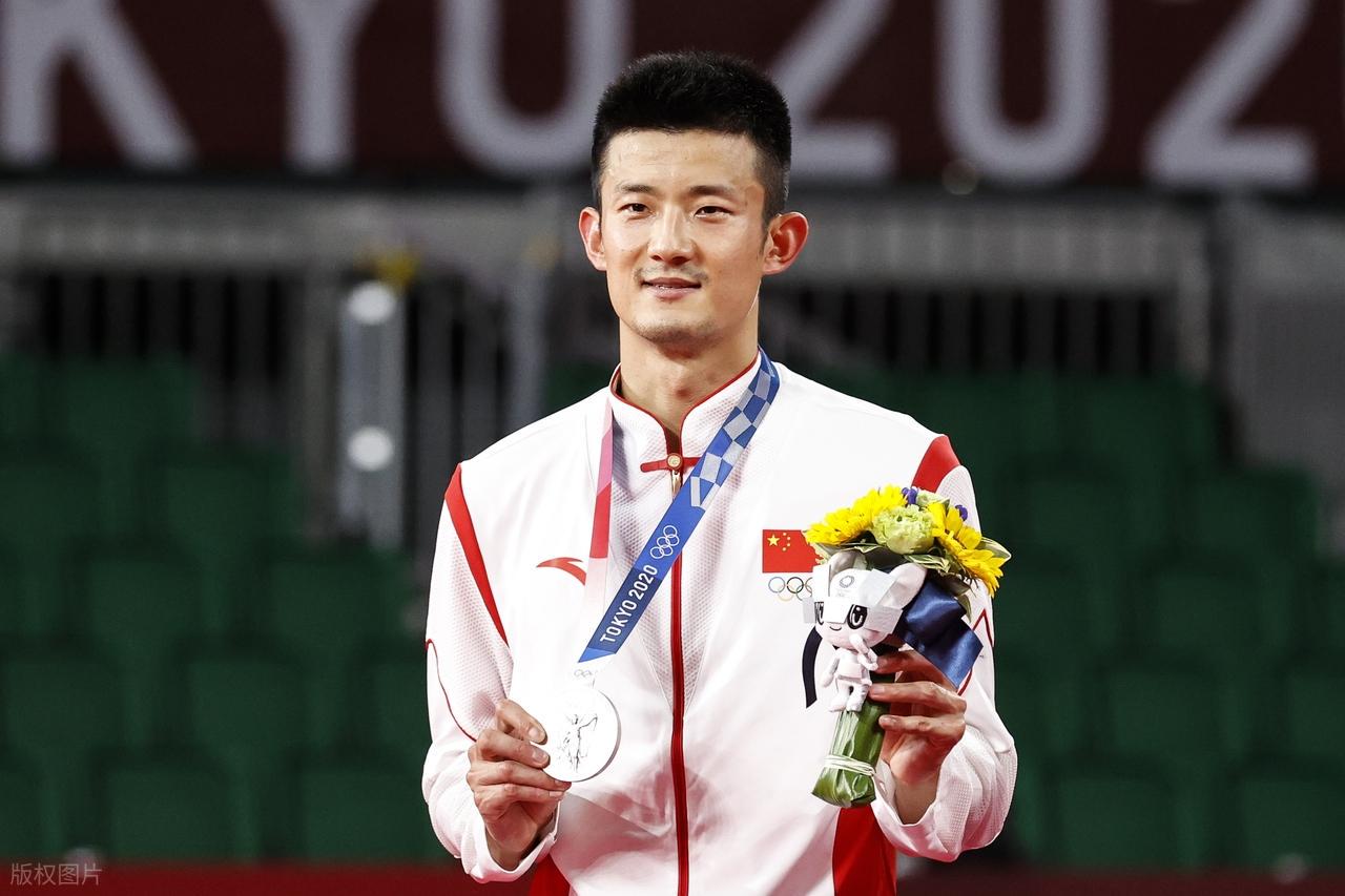 悟空体育李矛自曝离开国羽原因：谌龙石宇奇被强制要求长跑练体能，不得违抗